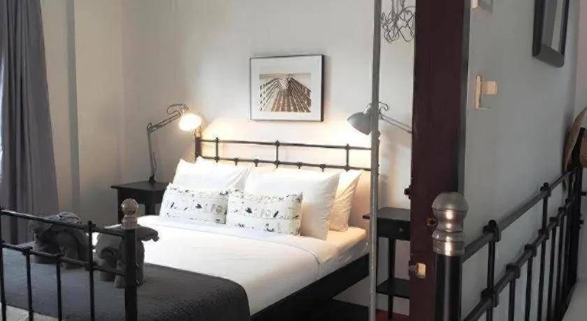 Bed in Seascape Resort Baan Krood