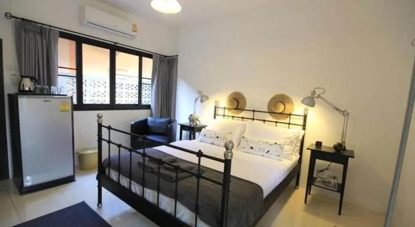 Bed in Seascape Resort Baan Krood