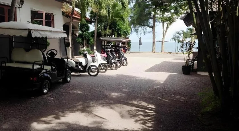 Seascape Resort Baan Krood