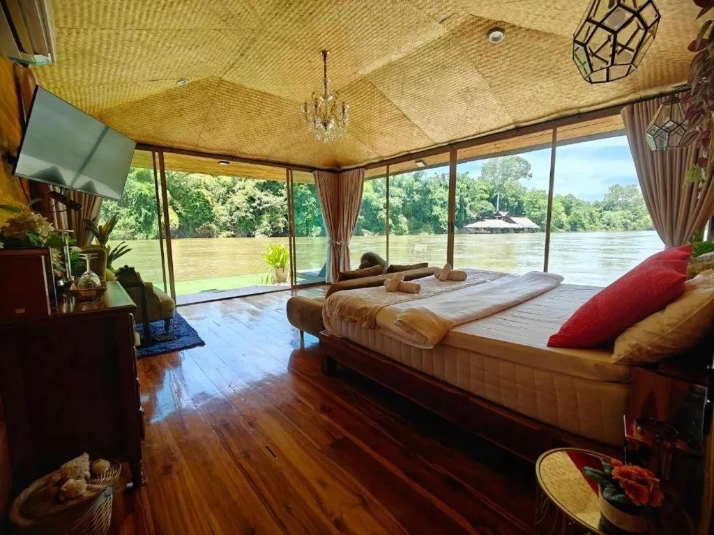 Bed in Tayan Resort Kanchanaburi