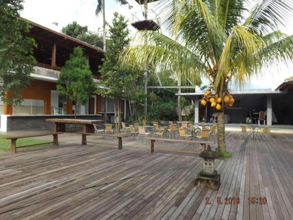 Jimmers Mountain Resort