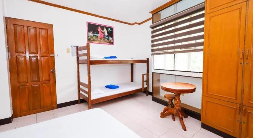 Bed in Mayon Backpackers Hostel