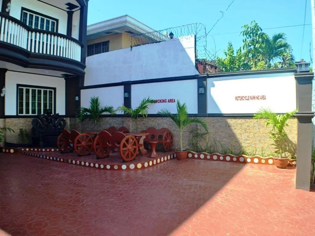 Mayon Backpackers Hostel