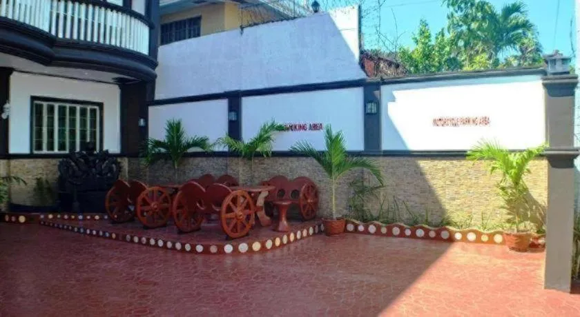 Mayon Backpackers Hostel