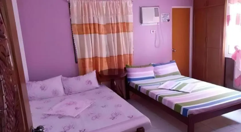 Bed in Mayon Backpackers Hostel