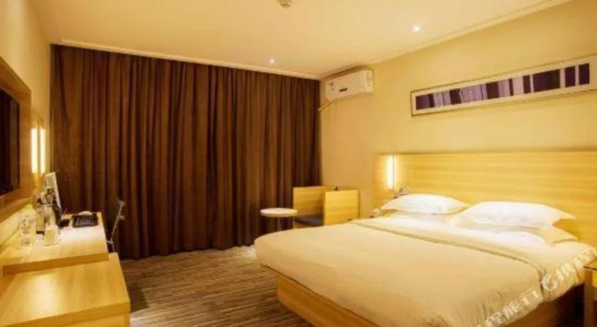 Bed in City Comfort Inn Hechi Nandan