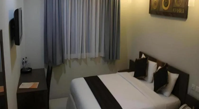 Bed in Mataram Square Hotel