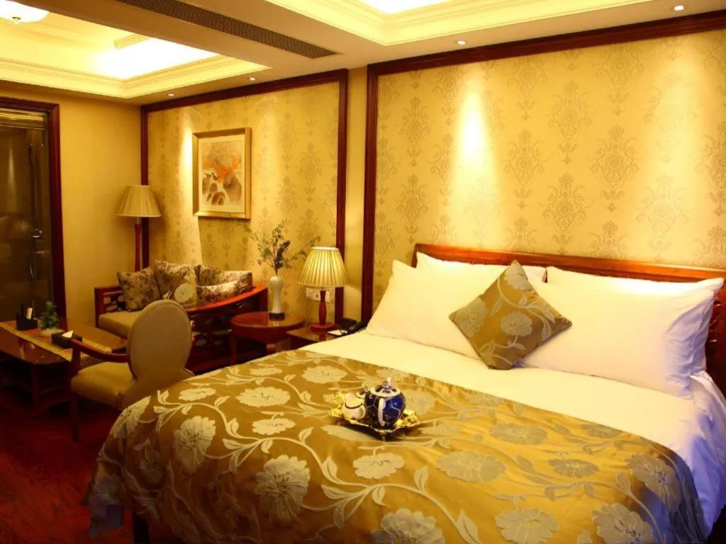 Bed in Hangzhou Lingtao Pavilion Hotel