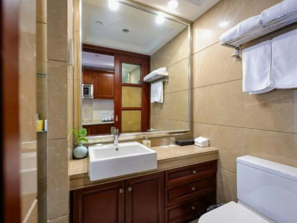 Hangzhou Lingtao Pavilion Hotel