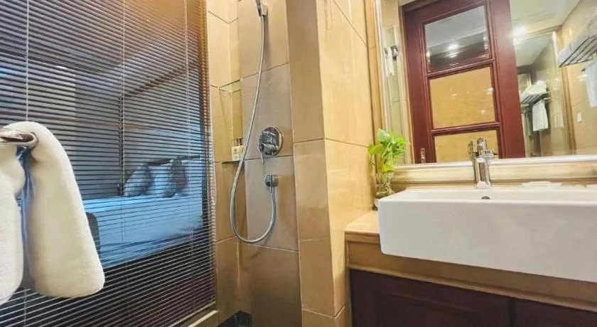 Hangzhou Lingtao Pavilion Hotel