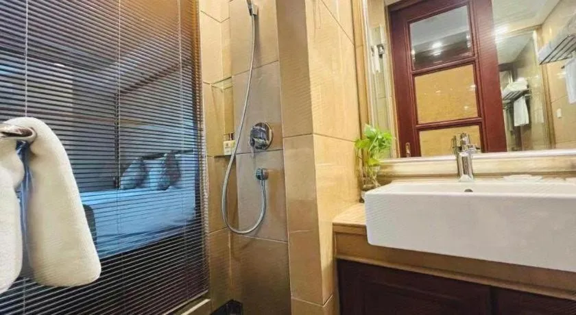 Hangzhou Lingtao Pavilion Hotel