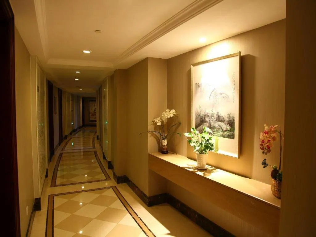 Hangzhou Lingtao Pavilion Hotel