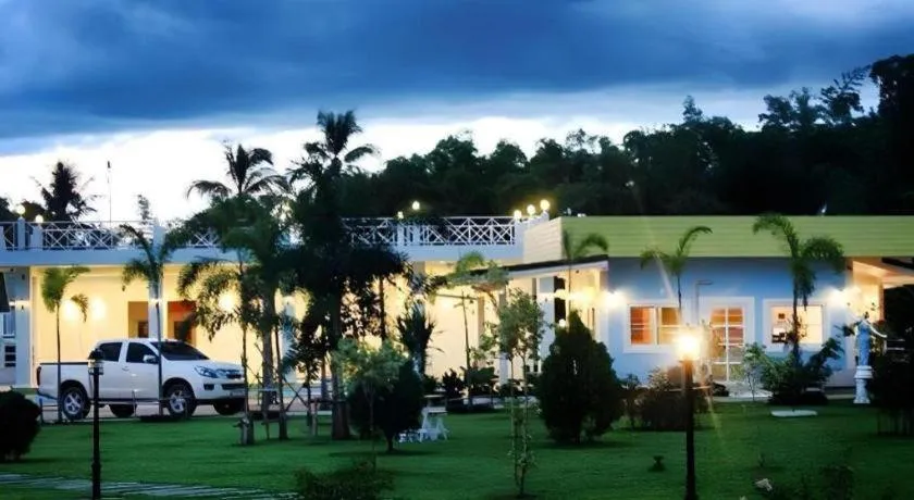 Chiangkhan Gallery Resort