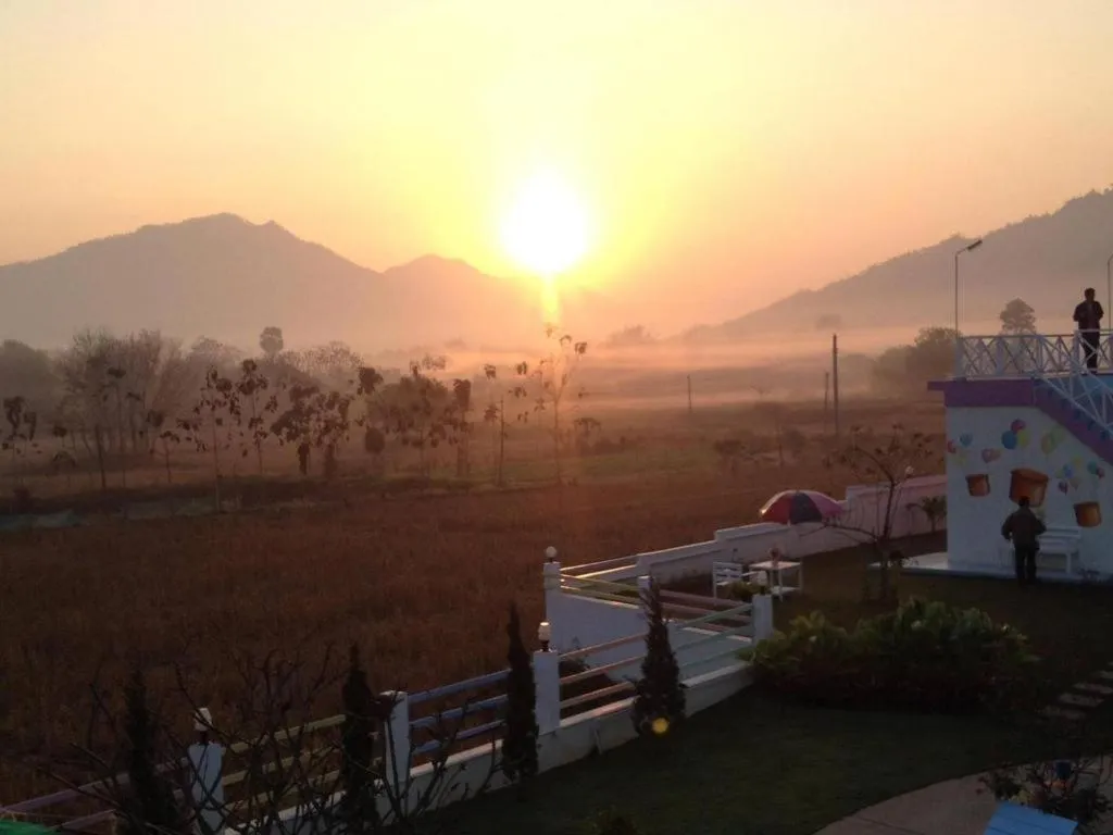 Chiangkhan Gallery Resort