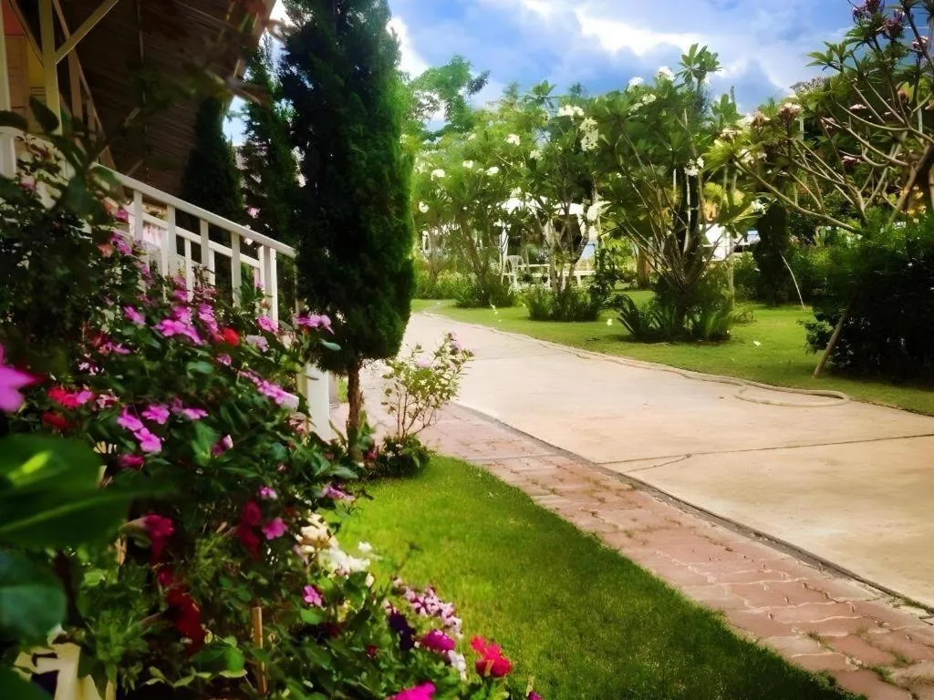 Chiangkhan Gallery Resort