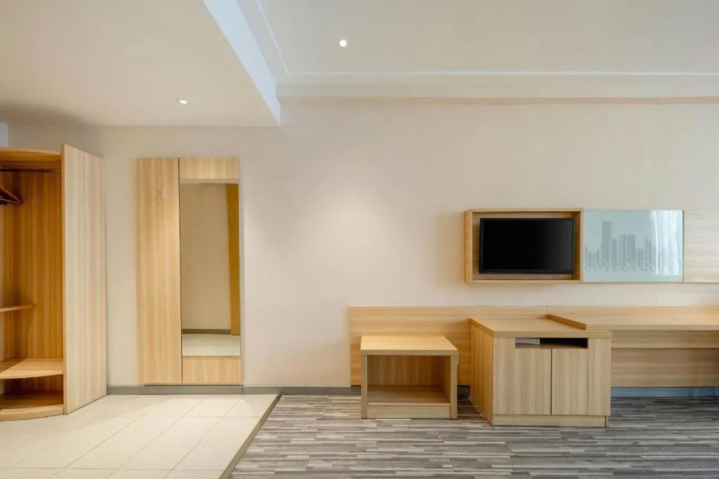 City Comfort Inn Dongxing National Trade Port