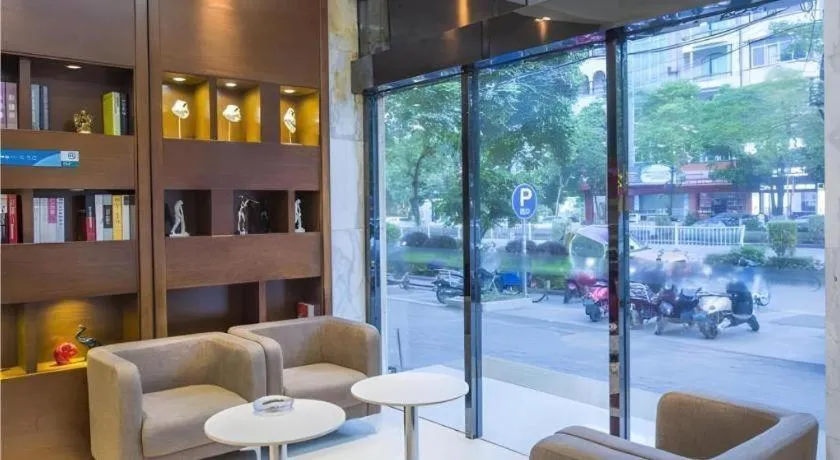 City Comfort Inn Dongxing National Trade Port