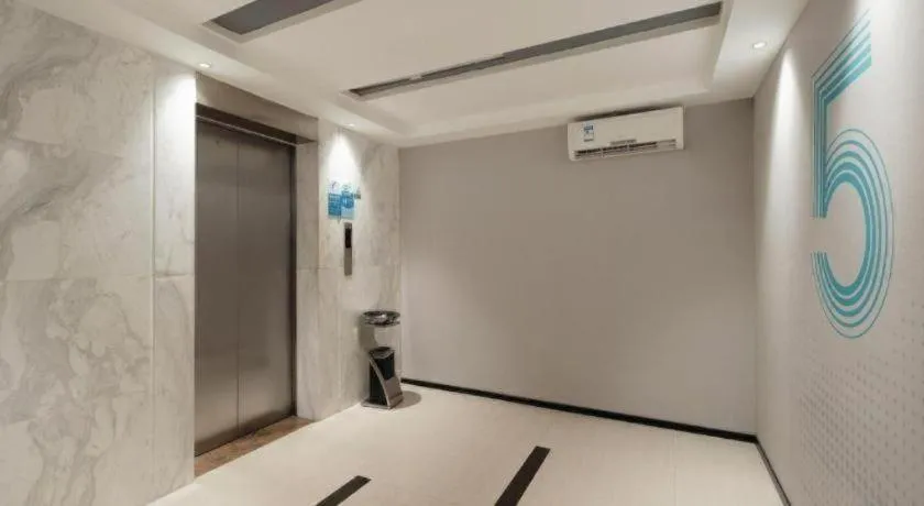 City Comfort Inn Dongxing National Trade Port