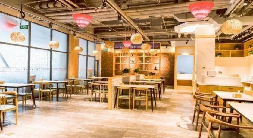 James Joyce Coffetel Qinhuangdao Taiyangcheng Wenhua Road