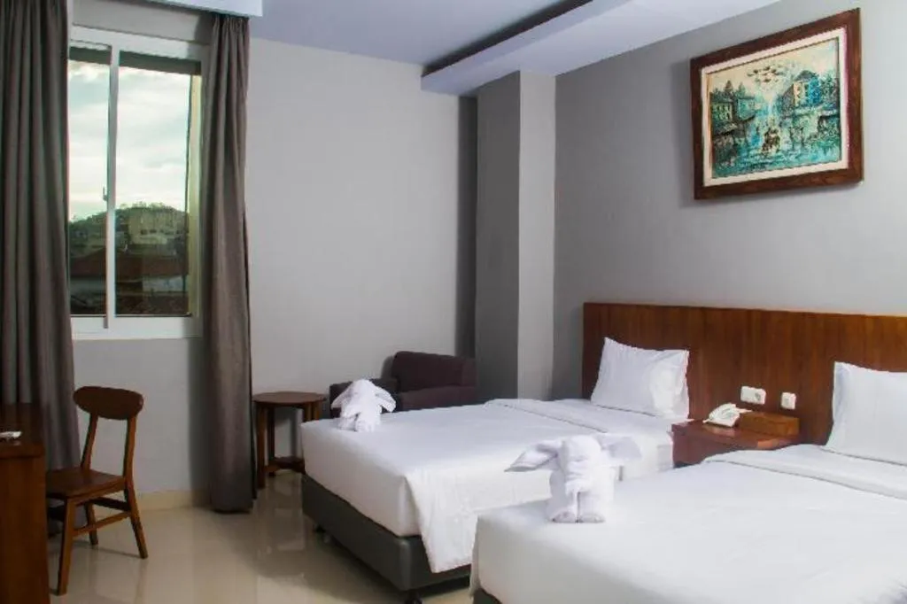 Bed in HOTEL GRAND KUTILANG SYARIAH