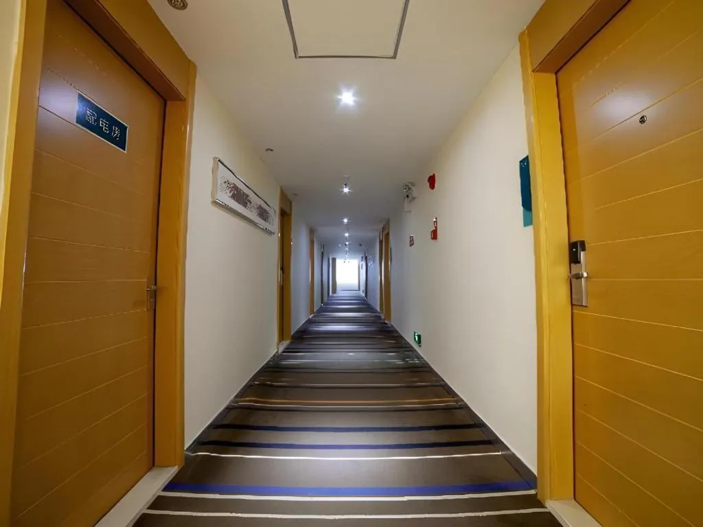 City Comfort Inn Yulin Wenhua Square Wanda Plaza