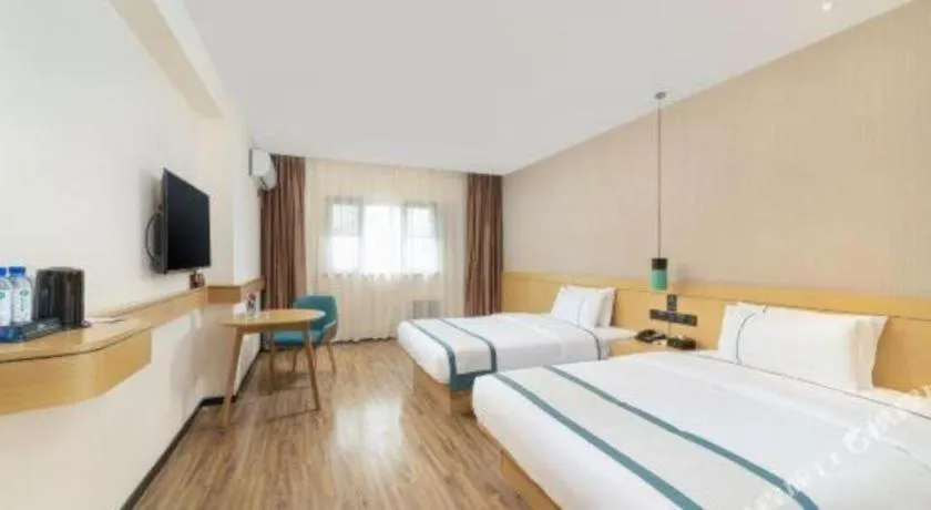 Bed in City Comfort Inn Yulin Wenhua Square Wanda Plaza