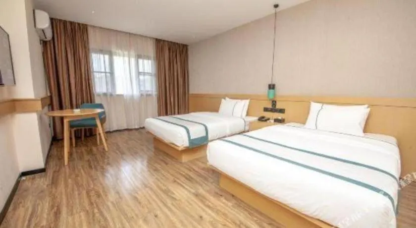 Bed in City Comfort Inn Yulin Wenhua Square Wanda Plaza