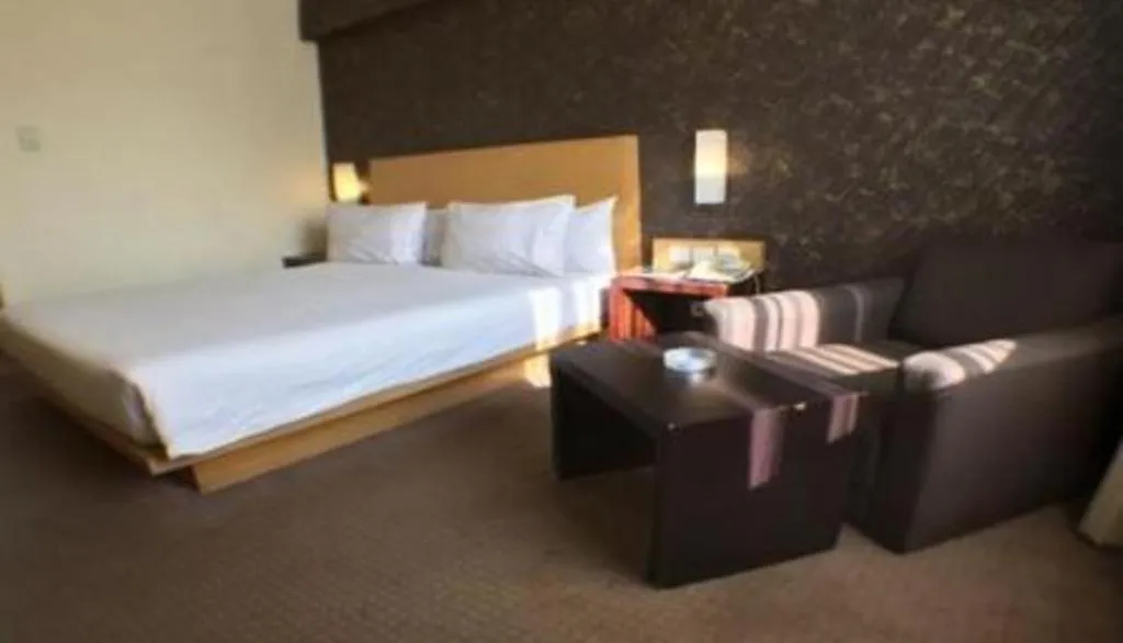 Bed in ZUZU Simpang Lima