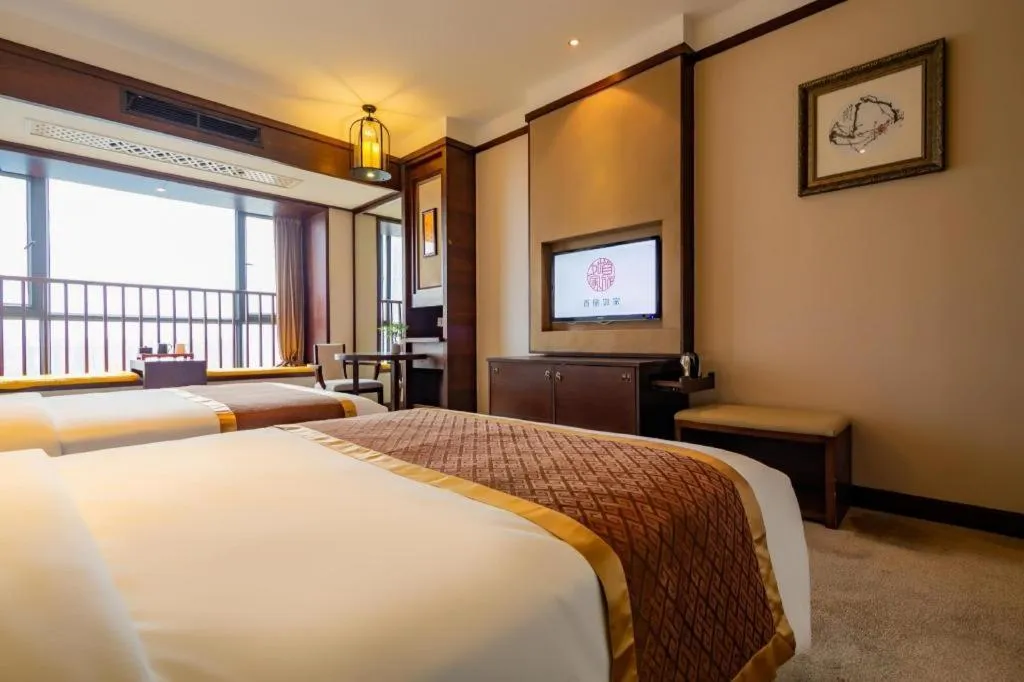 Bed in Yitel Collection Chengdu Kuanzhai Alley Chutian Junlin