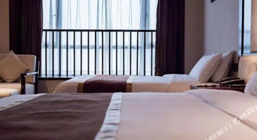 Bed in Yitel Collection Chengdu Kuanzhai Alley Chutian Junlin