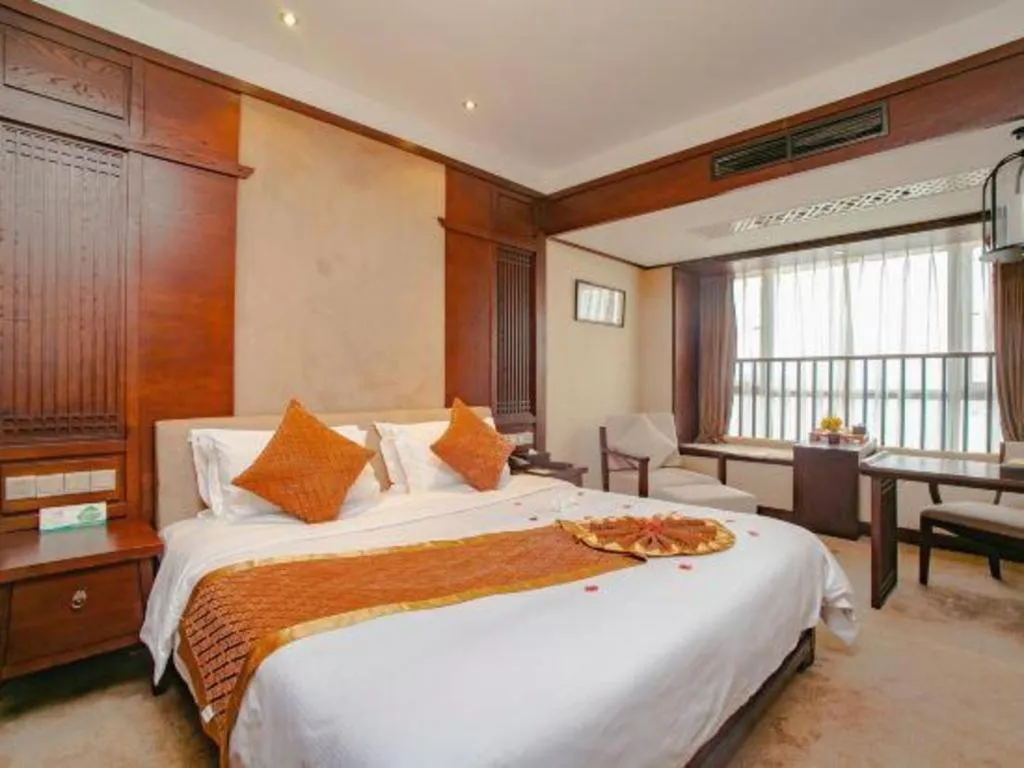 Bed in Yitel Collection Chengdu Kuanzhai Alley Chutian Junlin