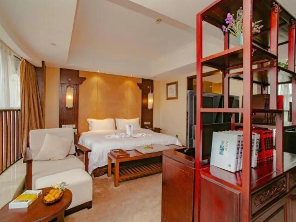 Bed in Yitel Collection Chengdu Kuanzhai Alley Chutian Junlin