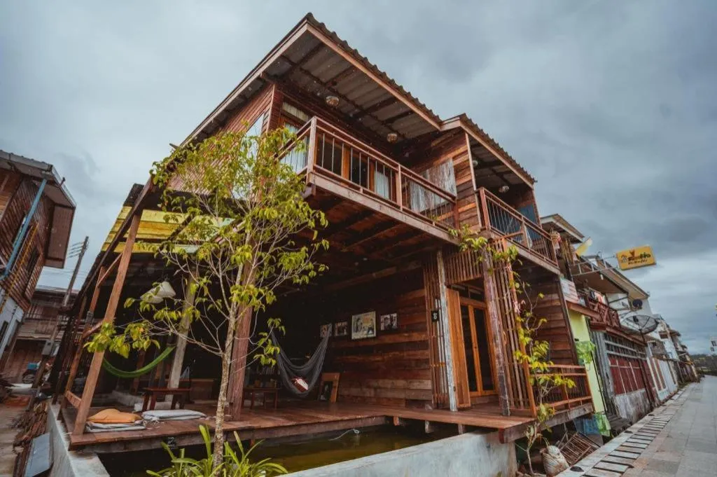 Suneta Hostel Chiangkhan