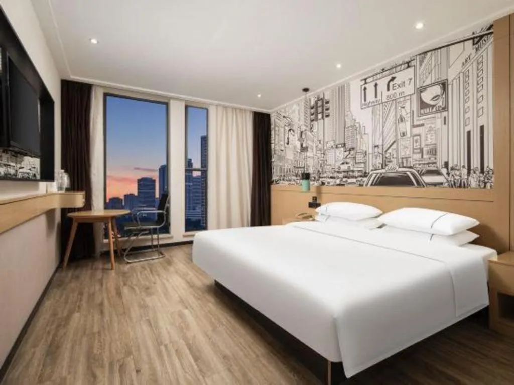 Bed in City Comfort Inn Wuhan Baibuting