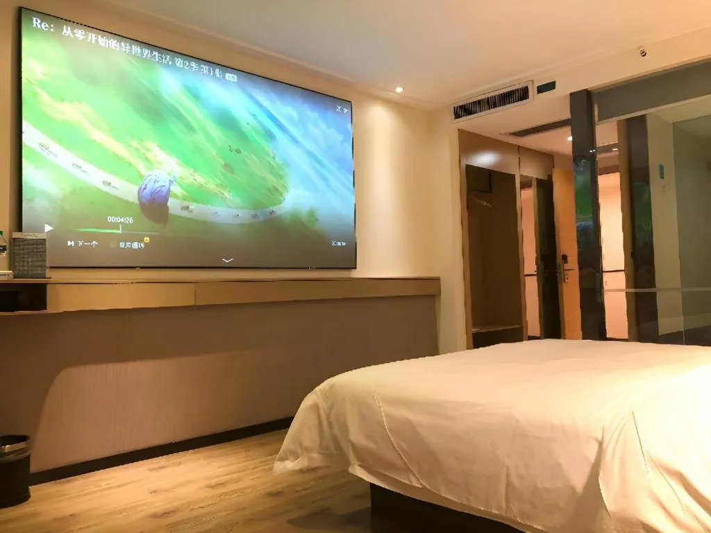 Bed in City Comfort Inn Wuhan Baibuting