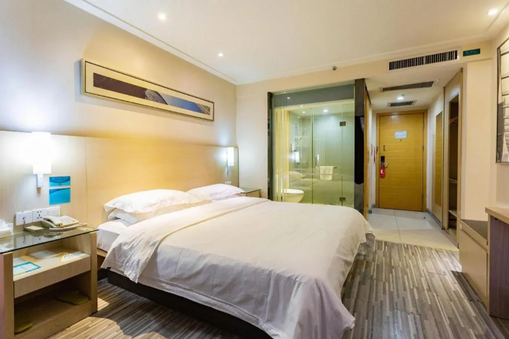 Bed in City Comfort Inn Wuhan Baibuting