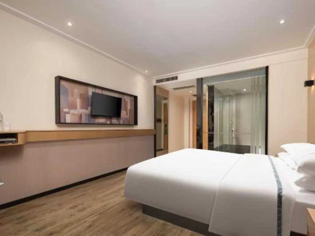 Bed in City Comfort Inn Wuhan Baibuting