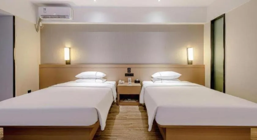 Bed in City Comfort Inn Nanning Anji Wanda Plaza