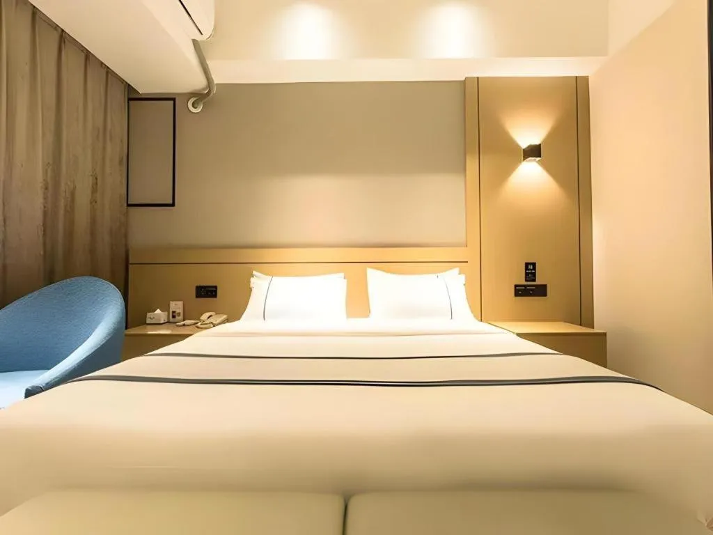 Bed in City Comfort Inn Nanning Anji Wanda Plaza