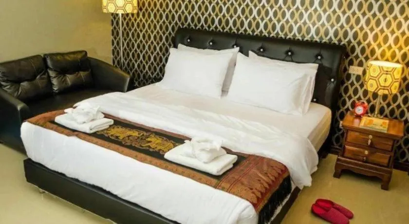 Bed in The Prince Hotel