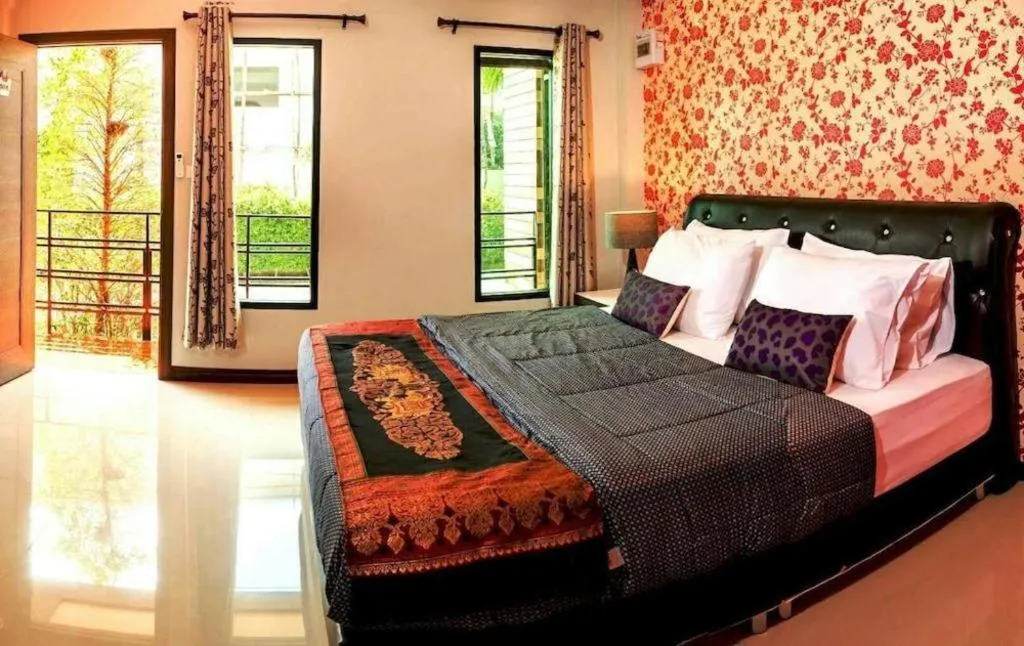 Bed in The Prince Hotel