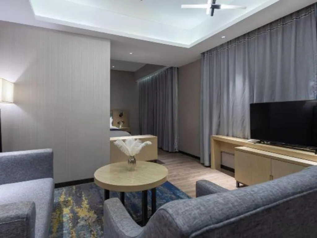 Echarm Hotel Danzhou Xiari Plaza