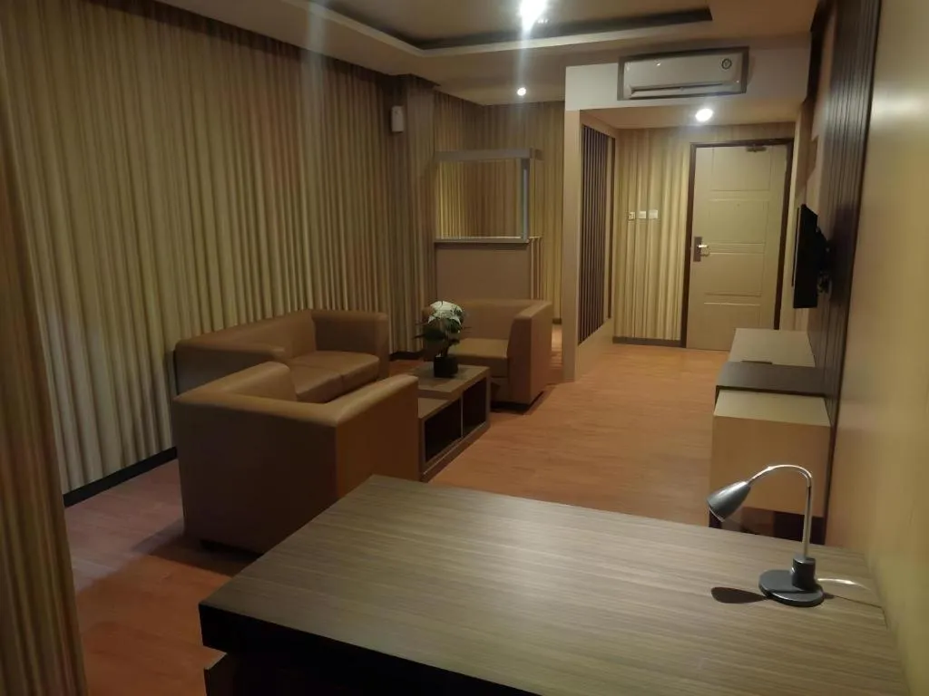 Grand Dian Hotel Slawi