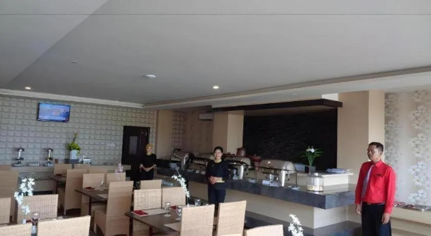 Grand Dian Hotel Slawi