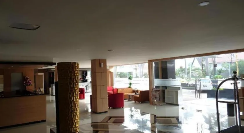 Grand Dian Hotel Slawi