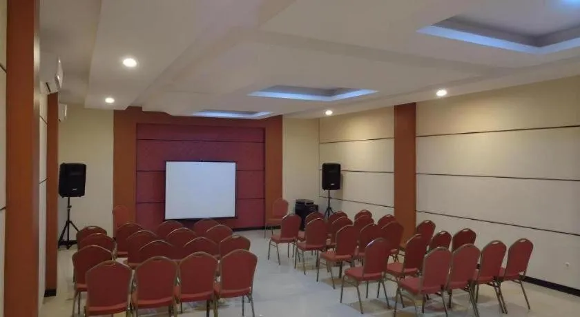 Grand Dian Hotel Slawi