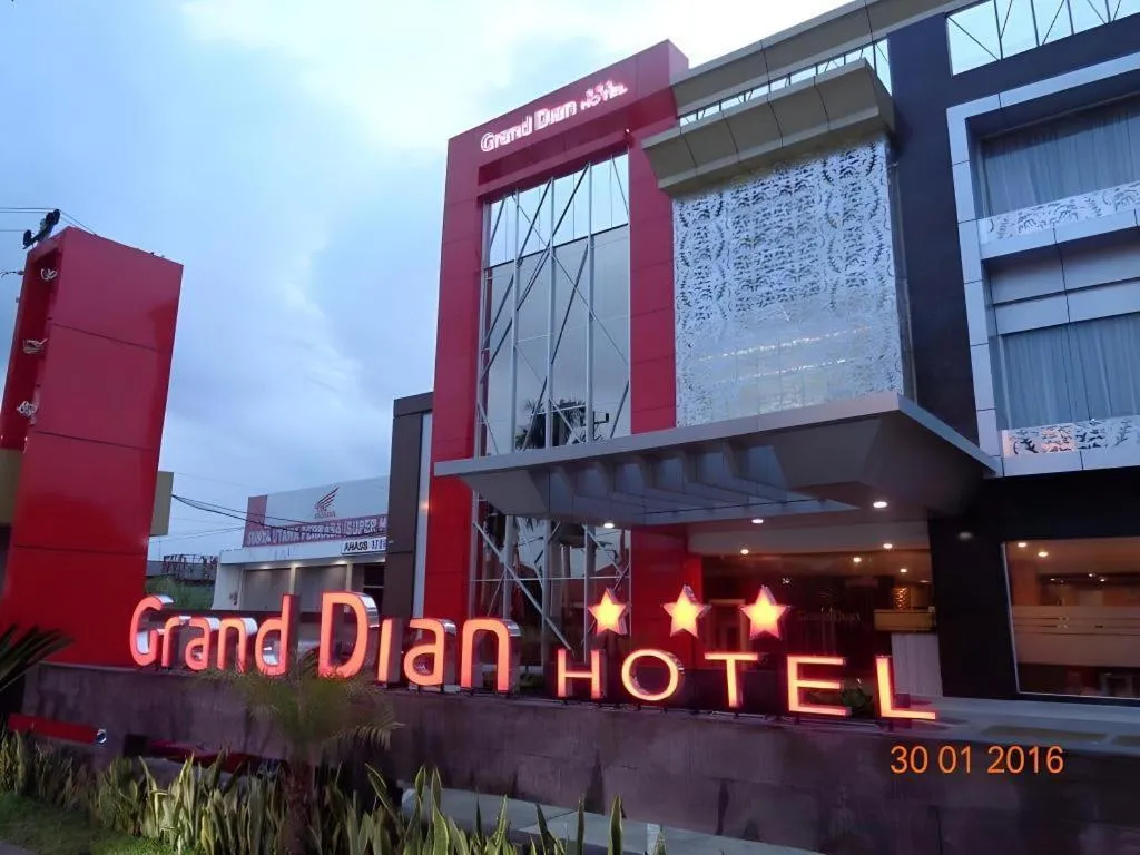 Grand Dian Hotel Slawi