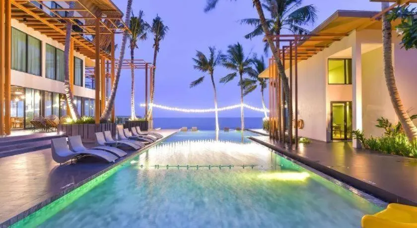 Eco Cozy Beachfront Resort Chaam