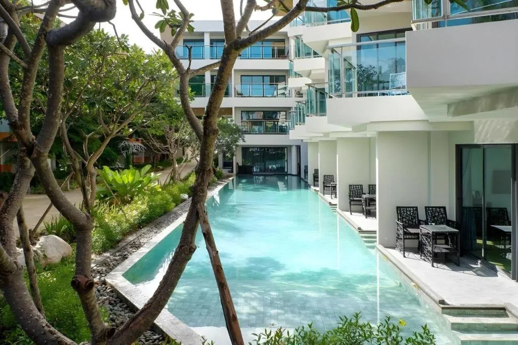 Eco Cozy Beachfront Resort Chaam