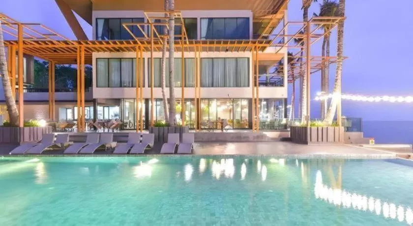 Eco Cozy Beachfront Resort Chaam